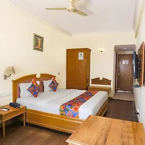 Fabhotel Altus Gurgaon